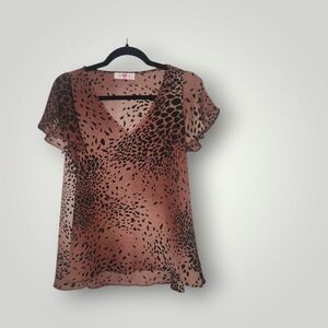 Buddy love avril flutter sleeve v-neck top in Puma XS